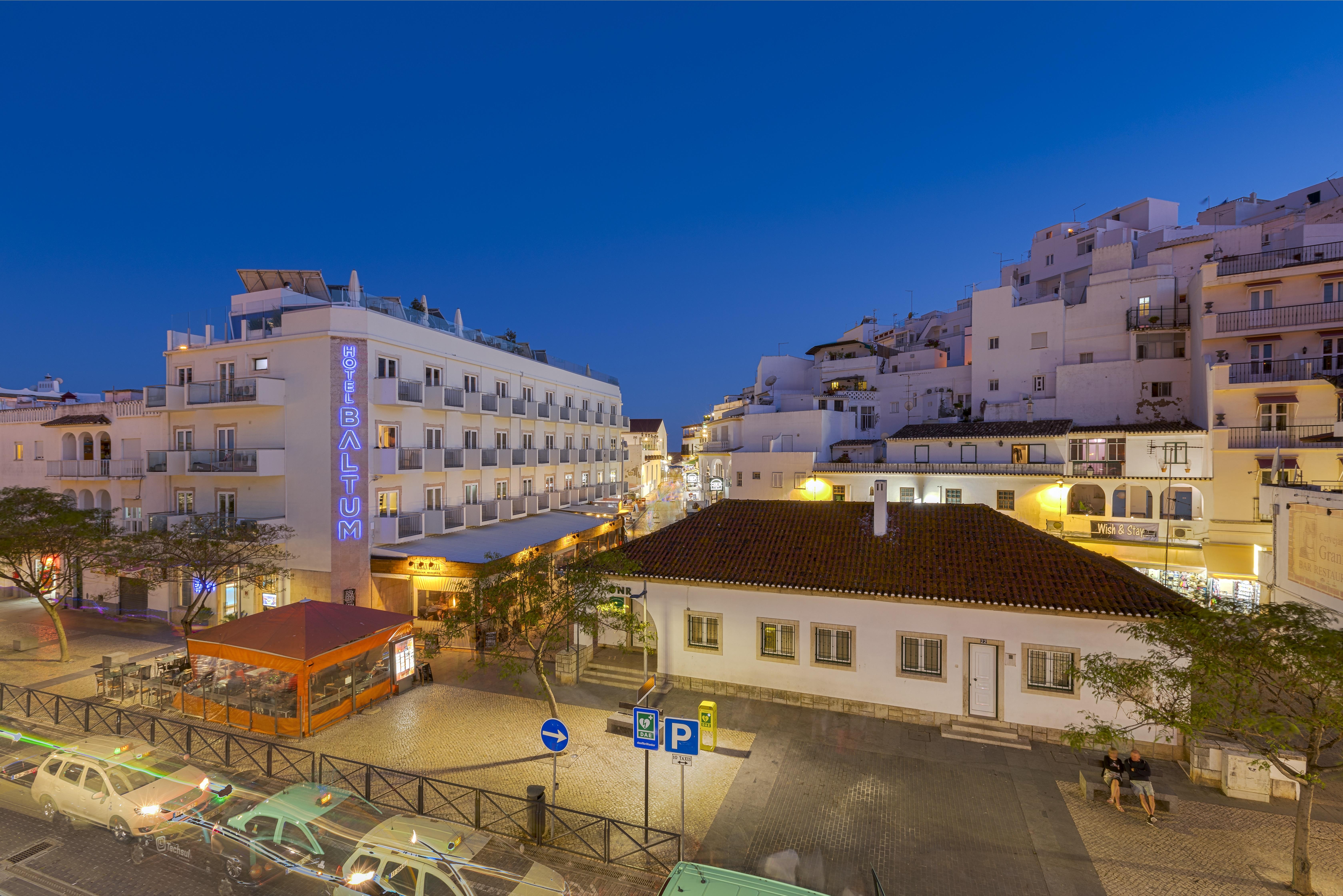 Hotel Baltum Albufeira Esterno foto